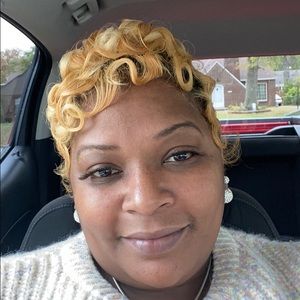 Meet your Posher, Shannya